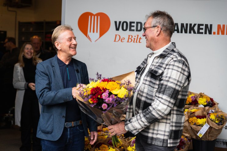 5.000 bossen chrysanten voor vrijwilligers 5.000 bossen chrysanten voor vrijwilligers