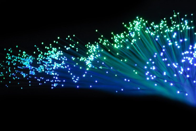 KPN pompt miljarden in glasvezel, 5G en AI KPN pompt miljarden in glasvezel, 5G en AI
