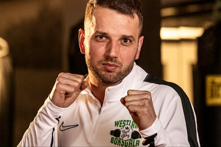 Jordy van den Berg de ring in voor goede doelen Jordy van den Berg de ring in voor goede doelen