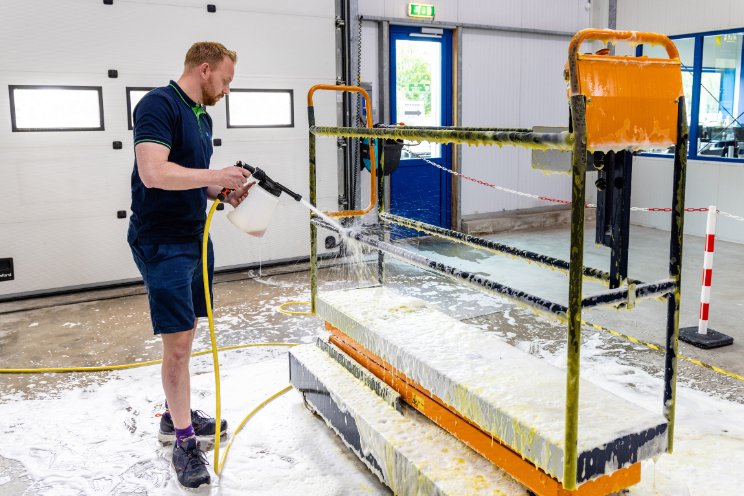 'Ziekten en plagen buiten de deur houden' 'Ziekten en plagen buiten de deur houden'
