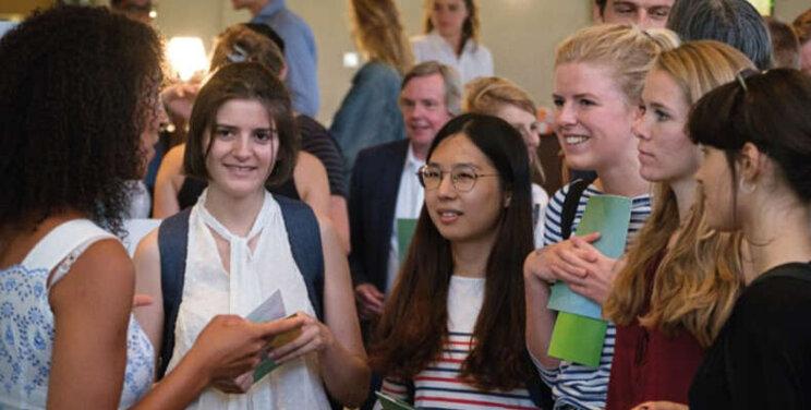 Studenten groeien door Student Challenges Studenten groeien door Student Challenges